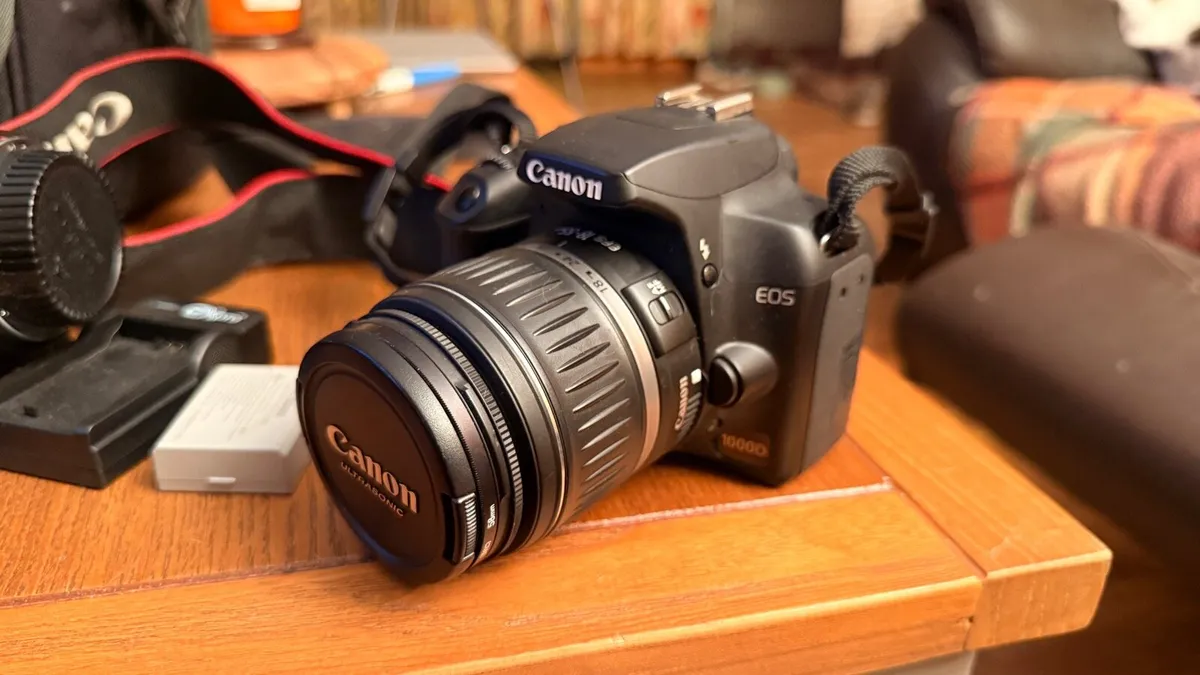 CANON DSLR BUNDLE - Image 4