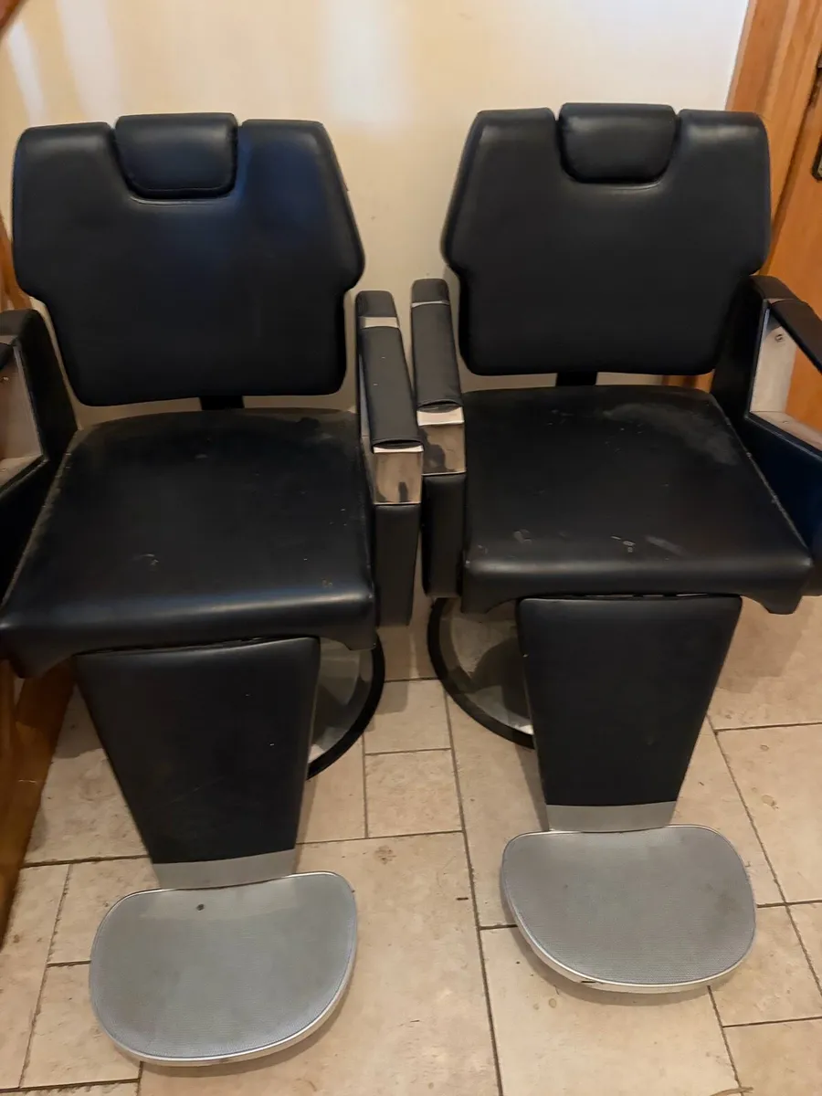 2 barber chairs - Image 1