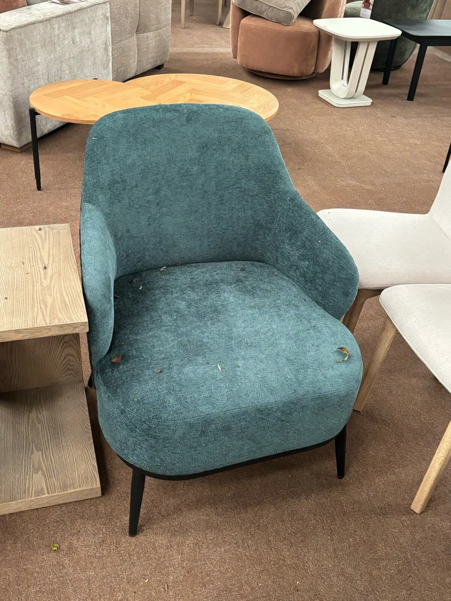 Beautiful selection chairs, warehouse clearance - Image 4
