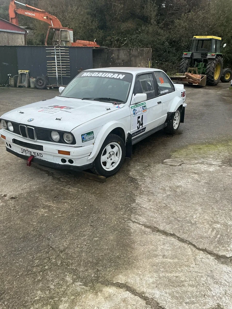 BMW e30 - Image 2
