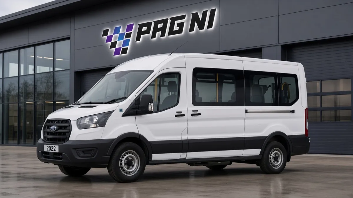 2022 Ford transit wheel chair accessible 11 seater - Image 4