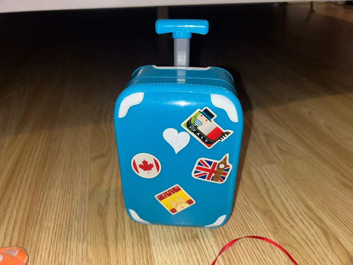 Toys - Image 2