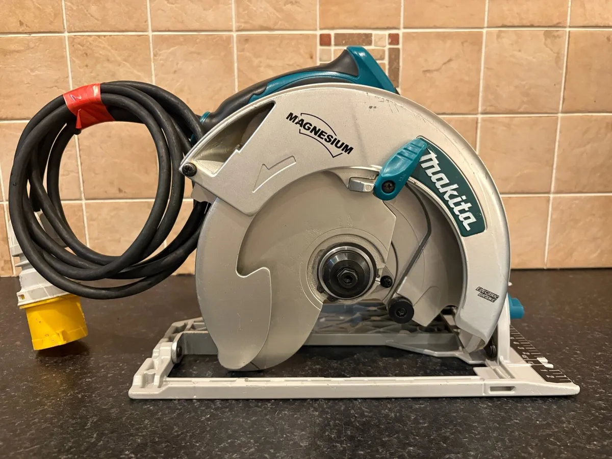 Makita 5008MG 210mm Circular Saw 110V - Image 2