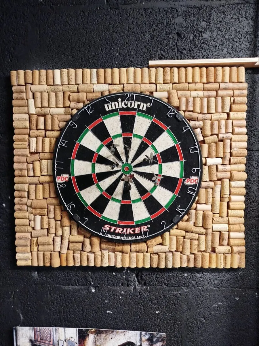 Dart board - Image 1
