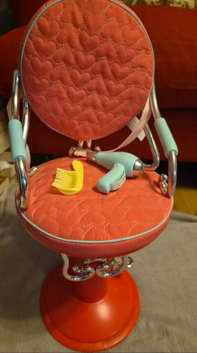 Our Generation doll salon chair and camping set - Image 2