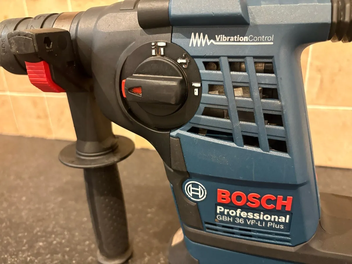 Bosch GBH 36VF-LI Plus Hammer Drill - Image 2