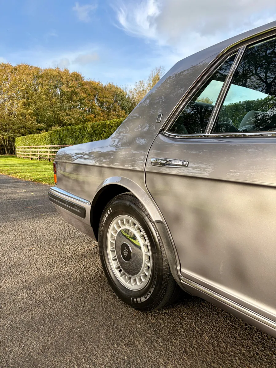 Stunning Rolls Royce Silver Spirit iv - Image 4