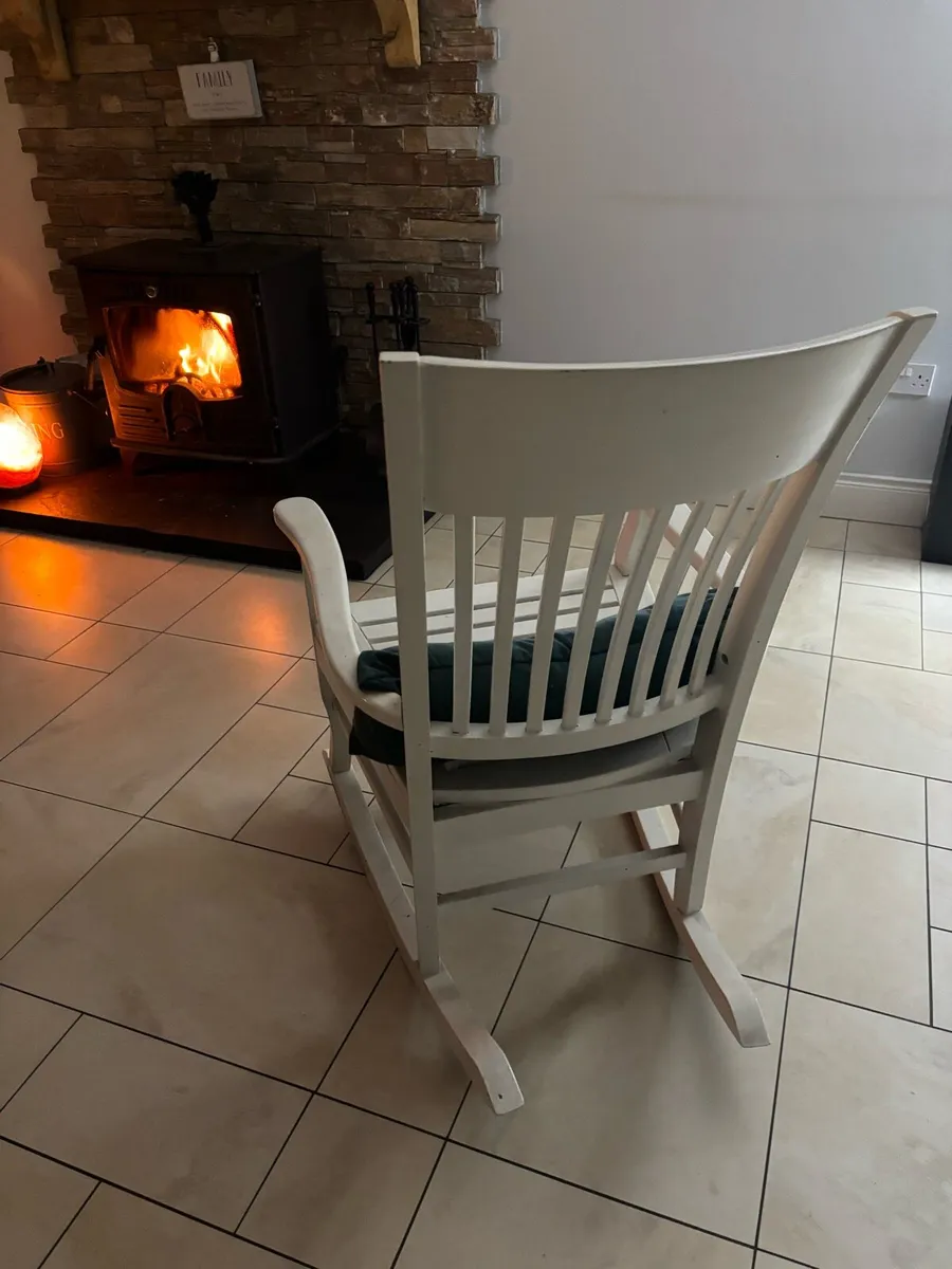 Rocking chair - Image 1