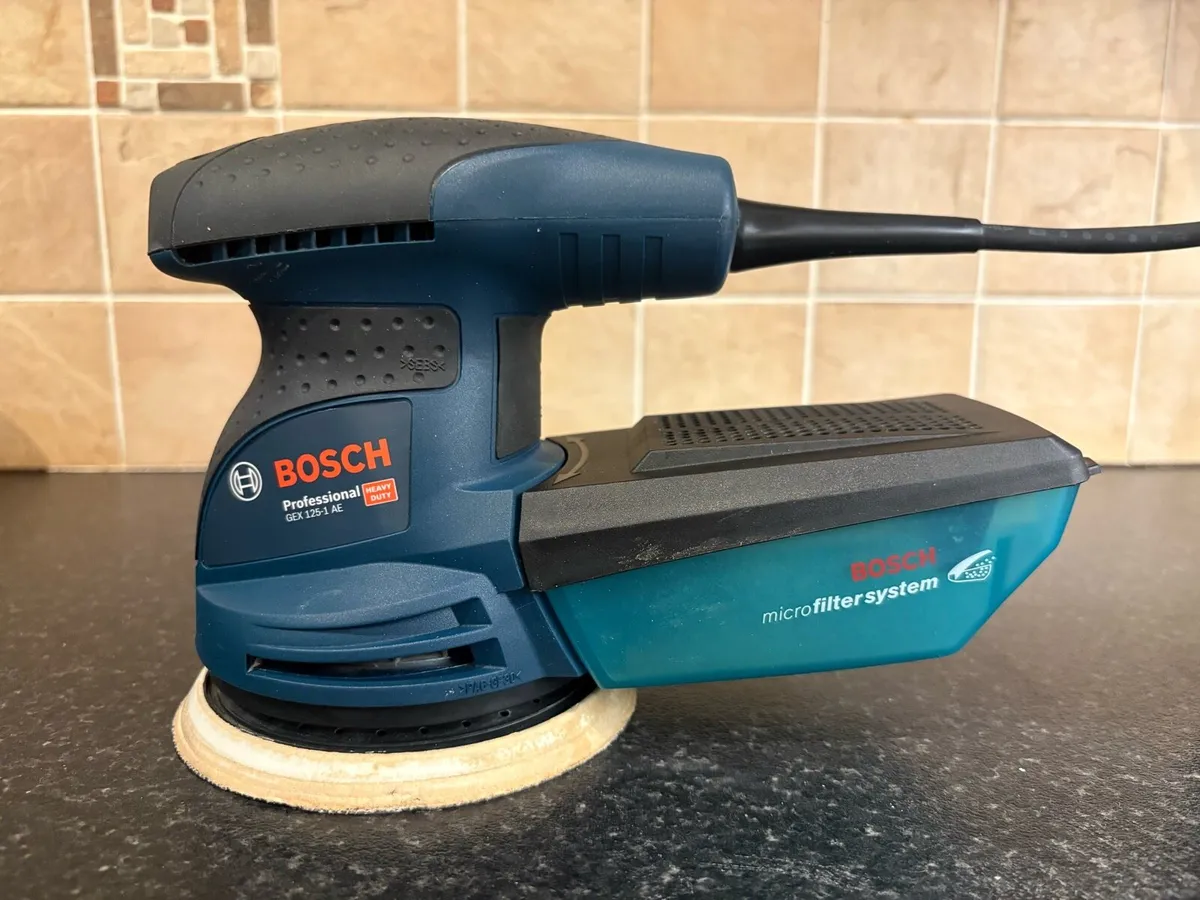 Bosch GEX 125-1 AE 125mm Sander 230V - Image 2