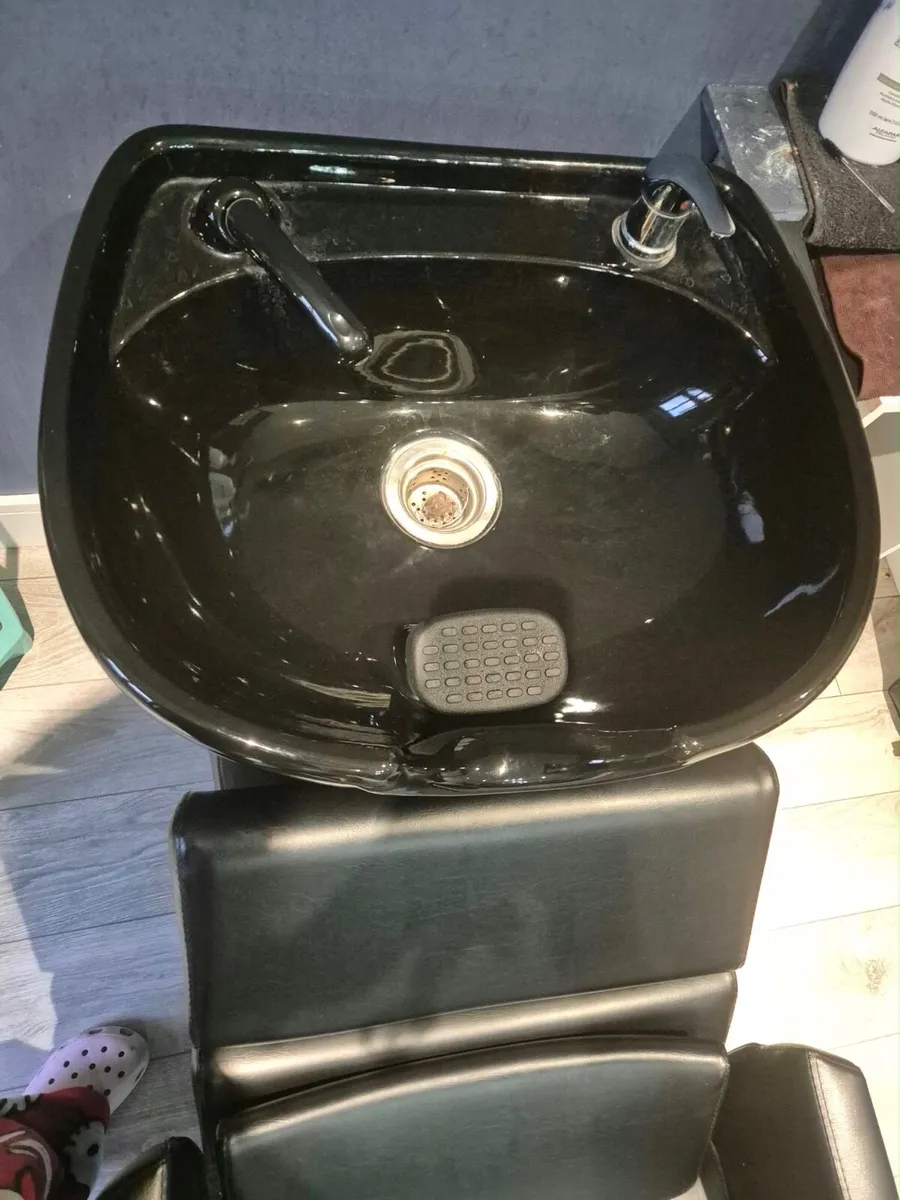 Salon backwash unit - Image 1