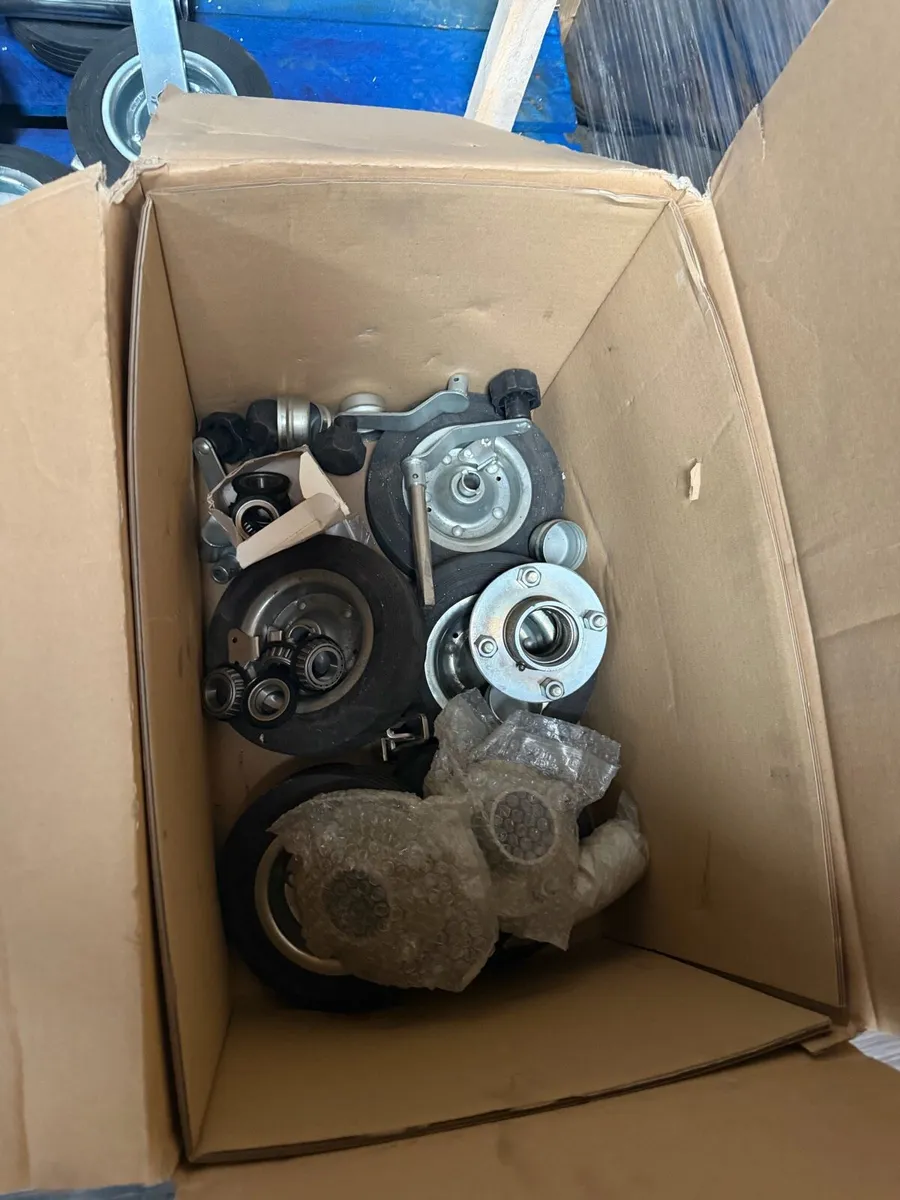 Trailer parts - Image 3