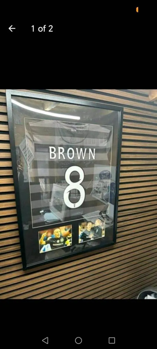 Signed jersey - Image 2