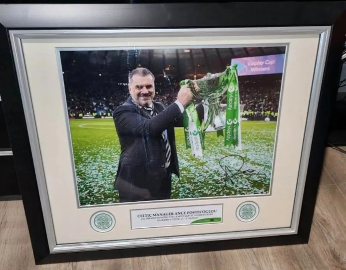 Signed pictures - Image 1