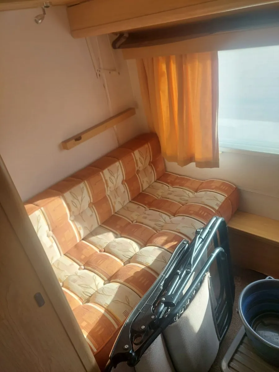 Caravan - Image 1