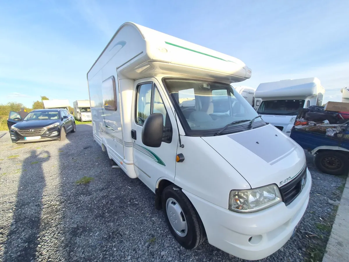 Camper - Image 1