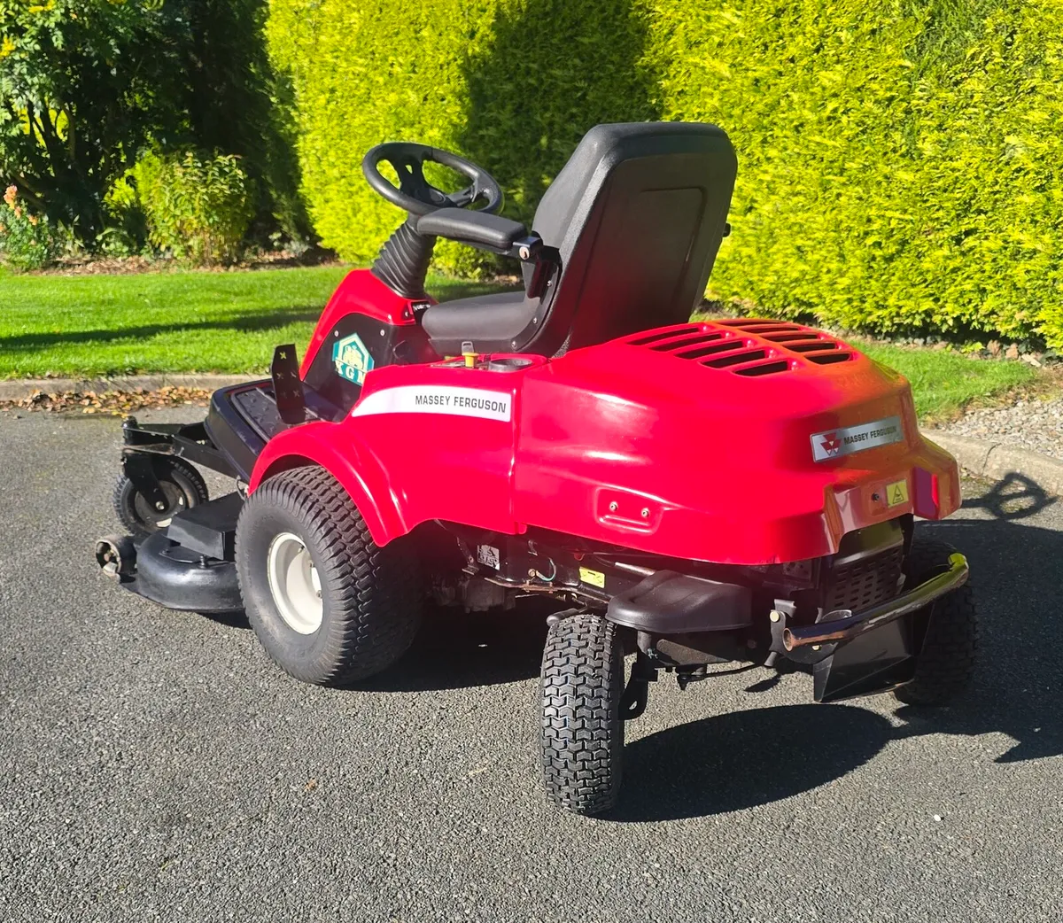 50" Massey Ferguson zero turn - Image 2