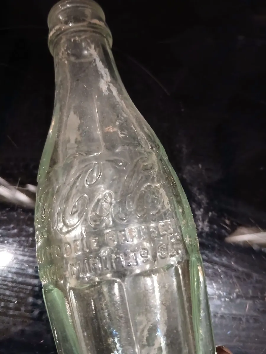Vintage Coca Cola Bottle - Image 3