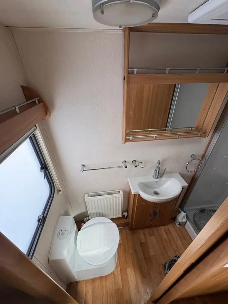 Caravan - Image 3