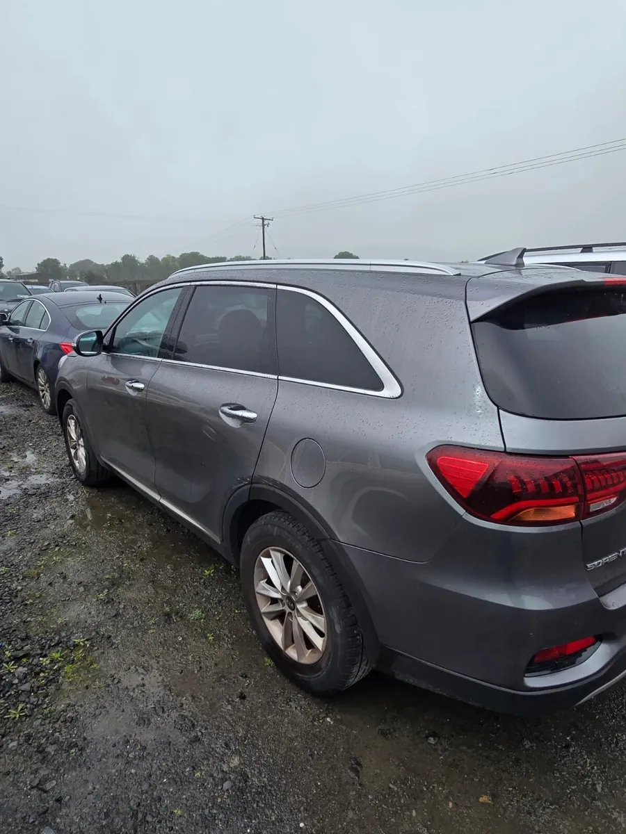 182 Kia Sorento Read add!! - Image 2