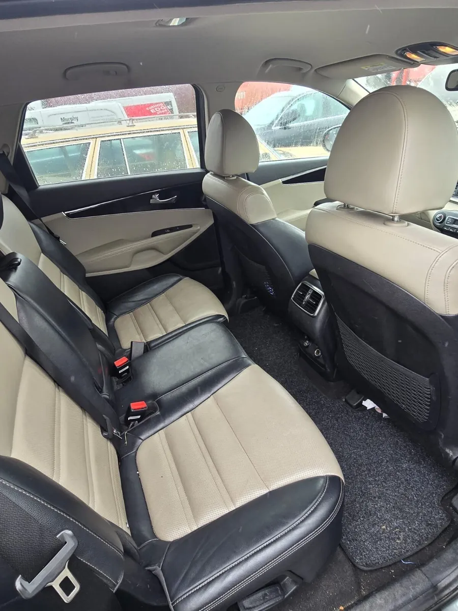 182 Kia Sorento Read add!! - Image 3