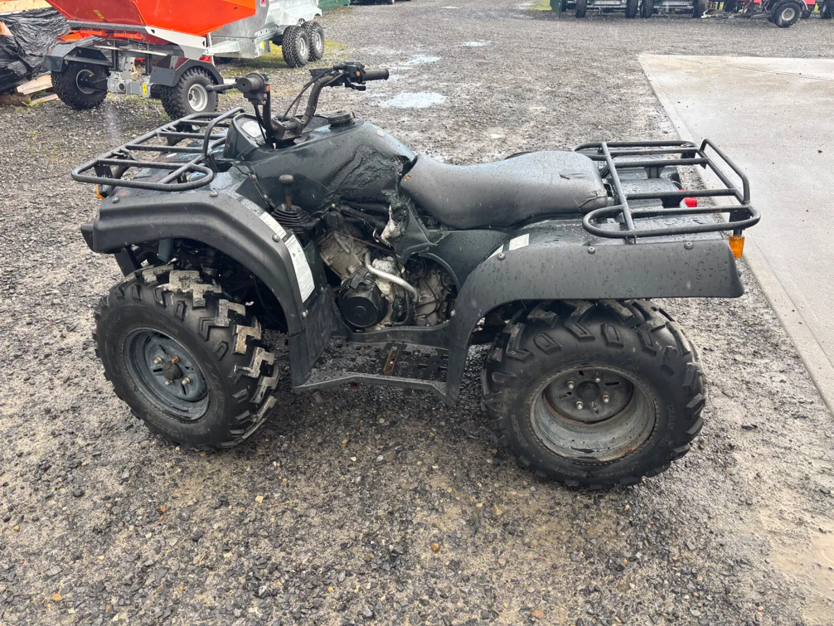 400cc Quad 4x4. Starts & drives - Image 4