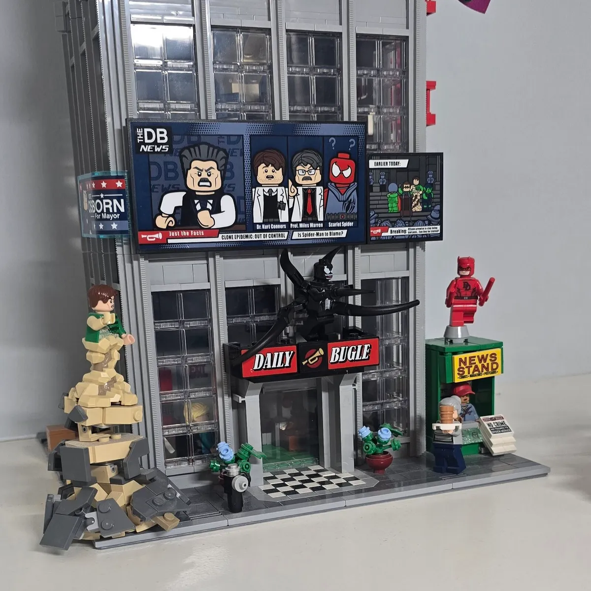 LEGO Marvel 76178 Daily Bugle – 100% complete - Image 2