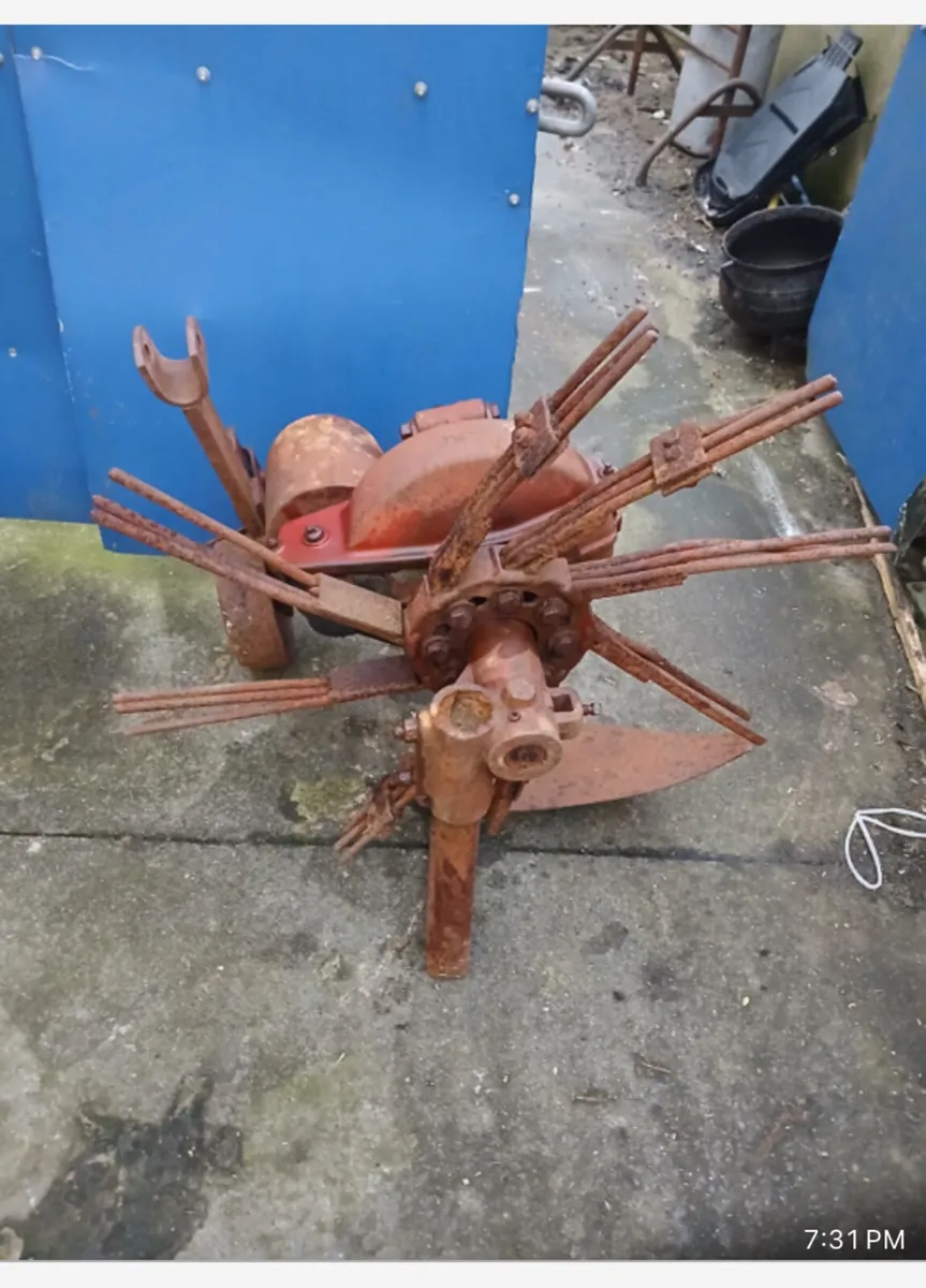 Potato digger - Image 1
