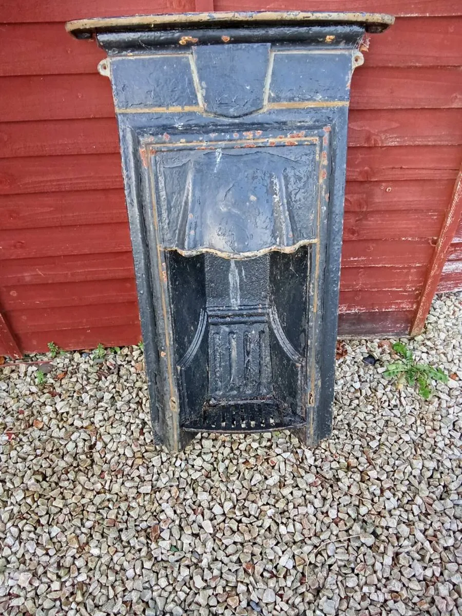 Vintage cast iron fireplace - Image 3