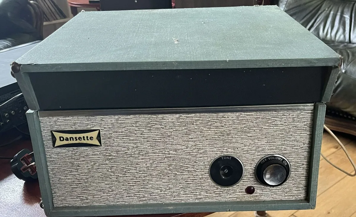 vintage portable turntable DANSETTE - Image 2