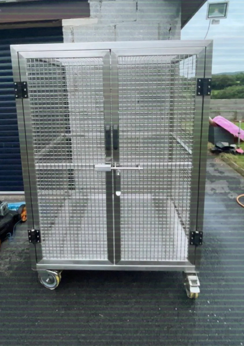 Stainless Steel Cages - Image 3