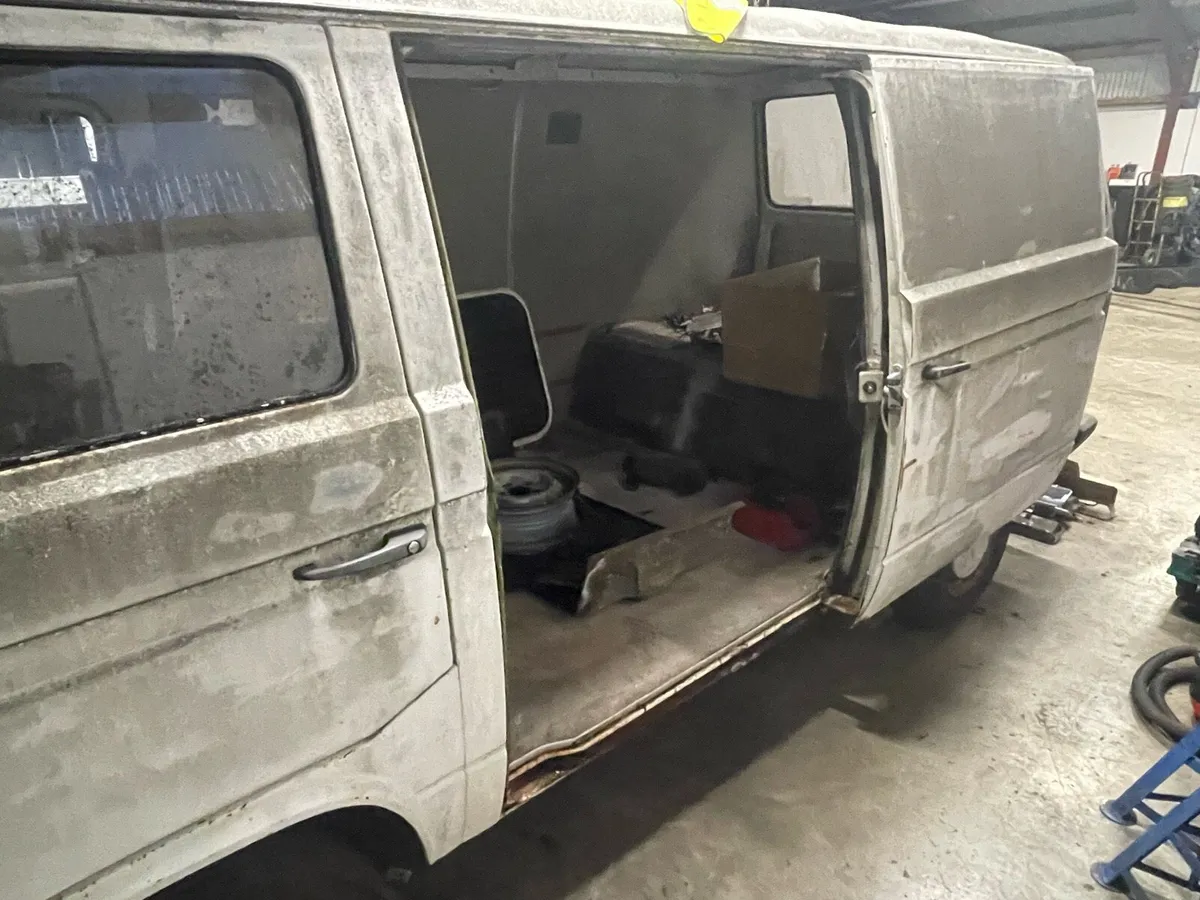 volkswagen t3 t25 transporter van diesel 1.9td - Image 4
