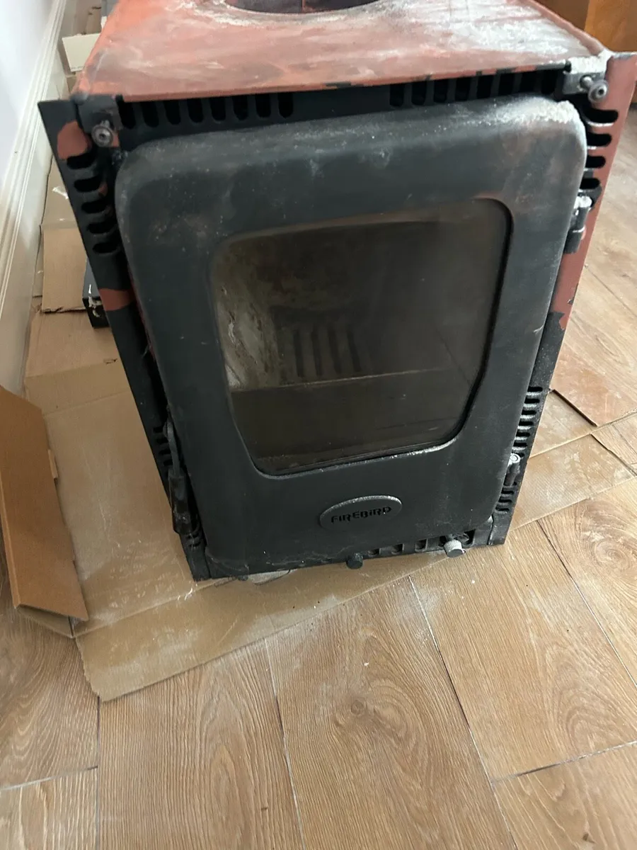Stove & Fireplace - Image 2