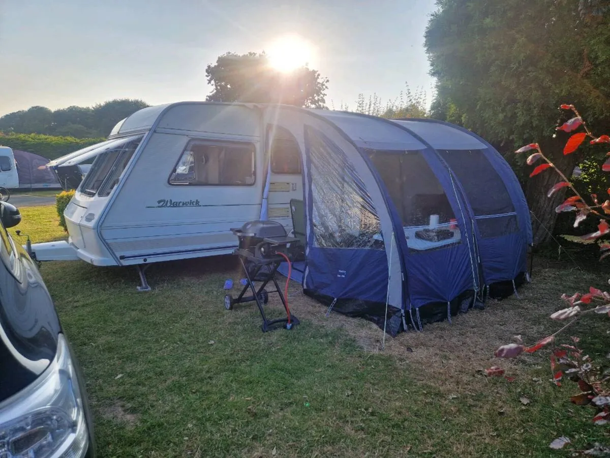 Caravan - Image 4