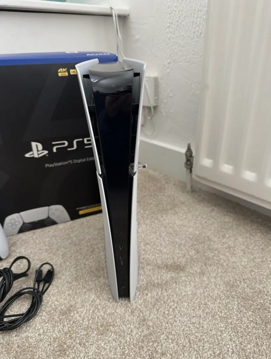 PlayStation 5 digital edition 825gb - Image 3