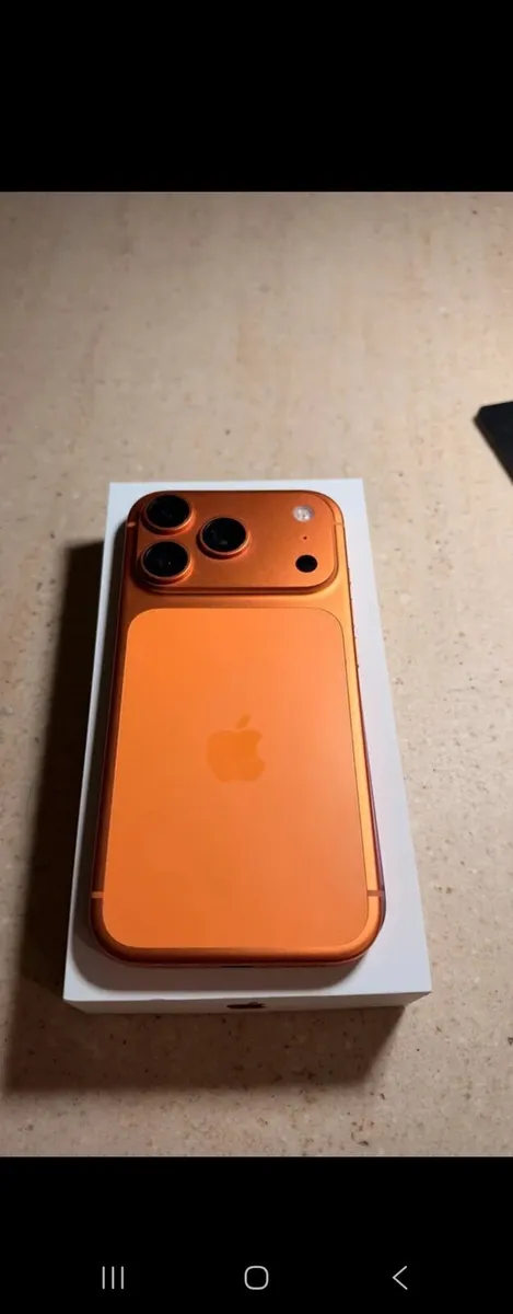 IPhone 17 pro new in the box never was use. Unlock - Image 1