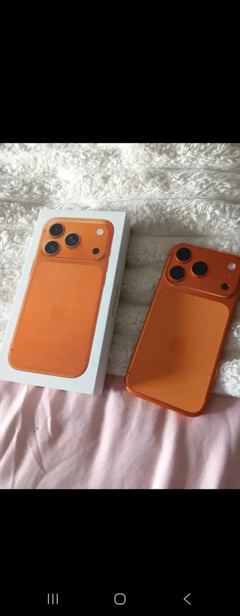 IPhone 17 pro new in the box never was use. Unlock - Image 2