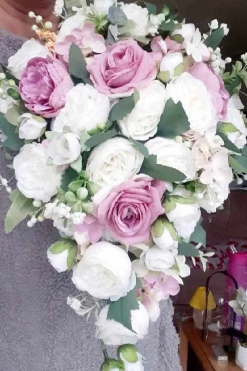 Wedding bouquets - Image 1