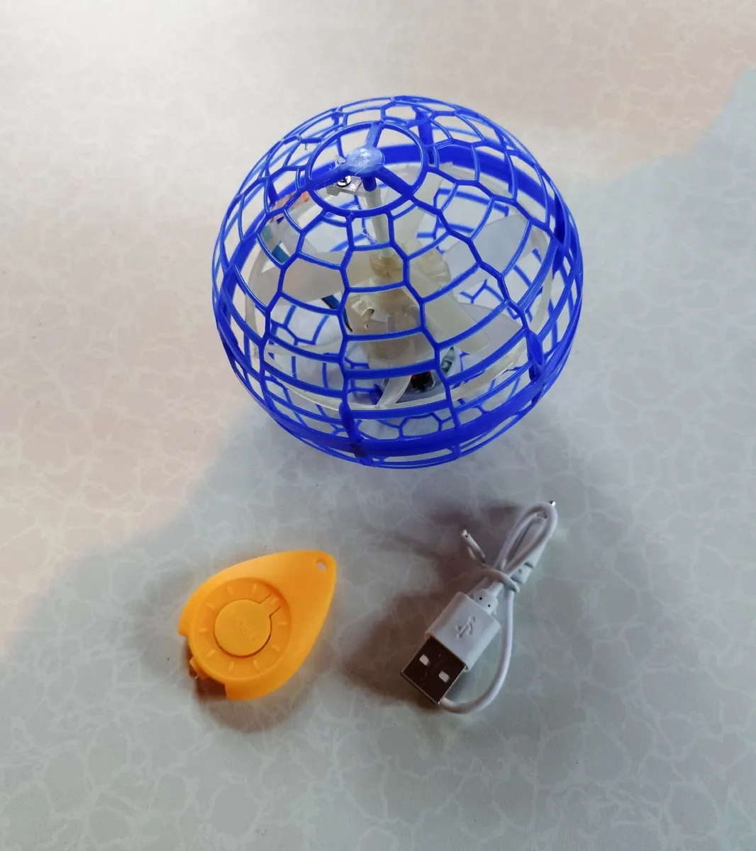 Automatic Flying Plastic Ball (used). - Image 1