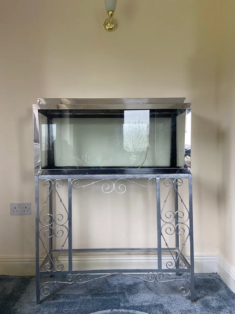 Vintage fish tank and stand