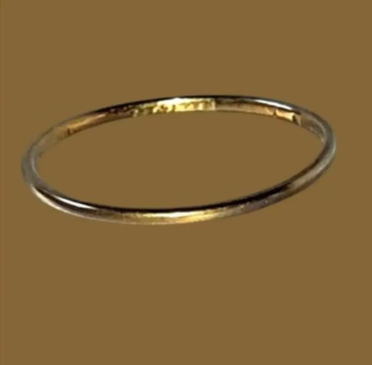 Certified 22ct Gold Wedding Band - Image 3