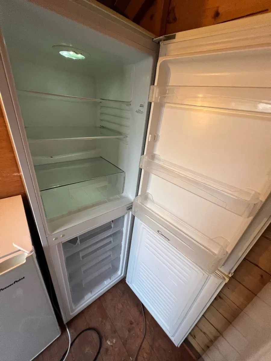 Fridge freezer - Image 2
