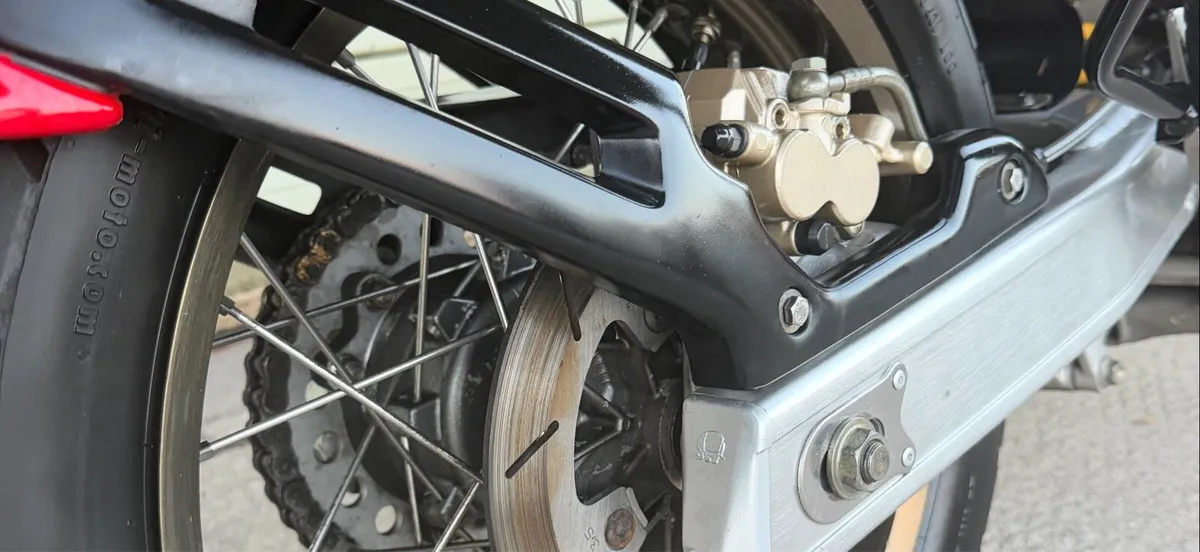 Motorcycle - Image 4