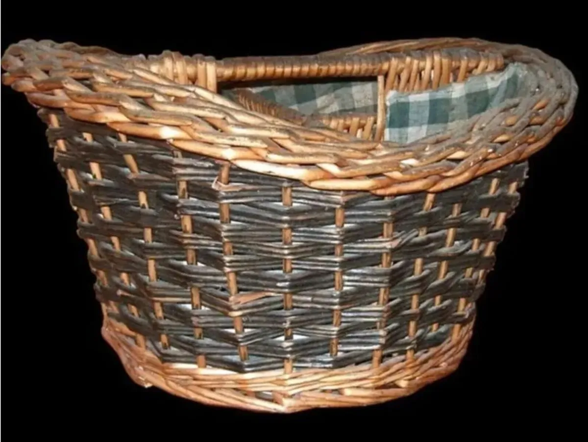 Vintage Harrods Wicker 4-Bottle Wine Carrier - Image 4