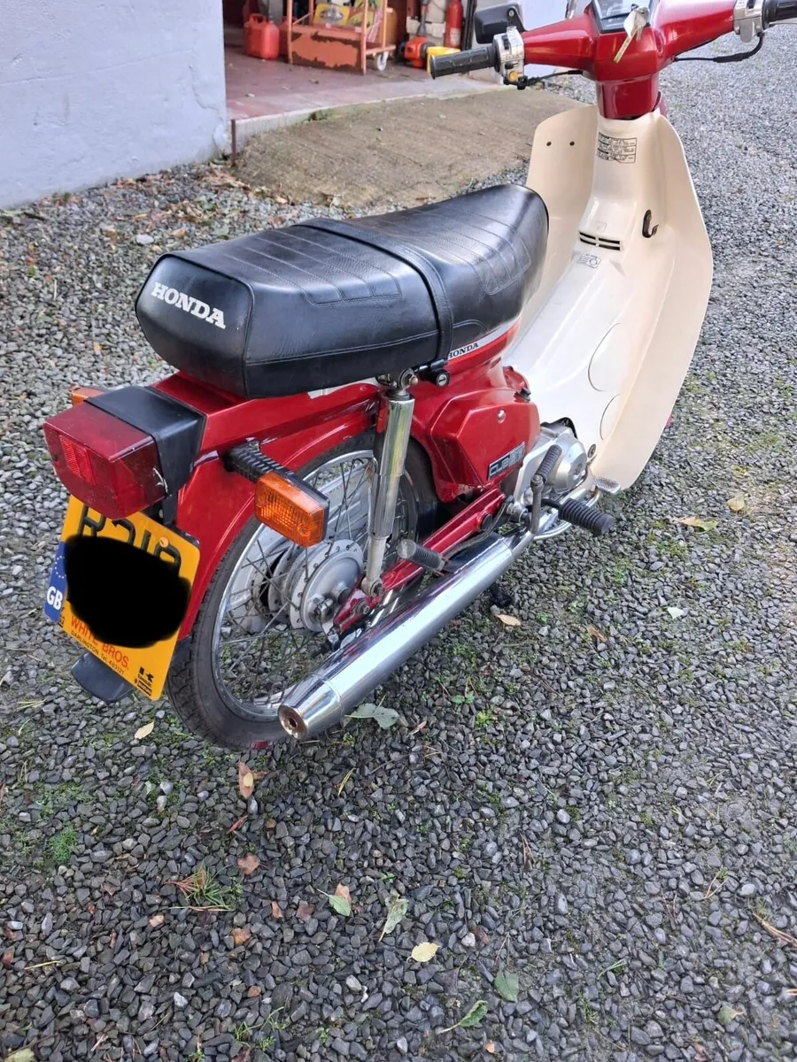 1997 Honda C90 Cub - Image 3
