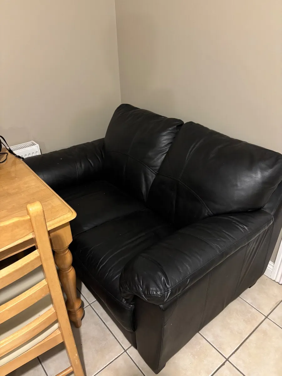 3 and 2 seater sofa - Image 1