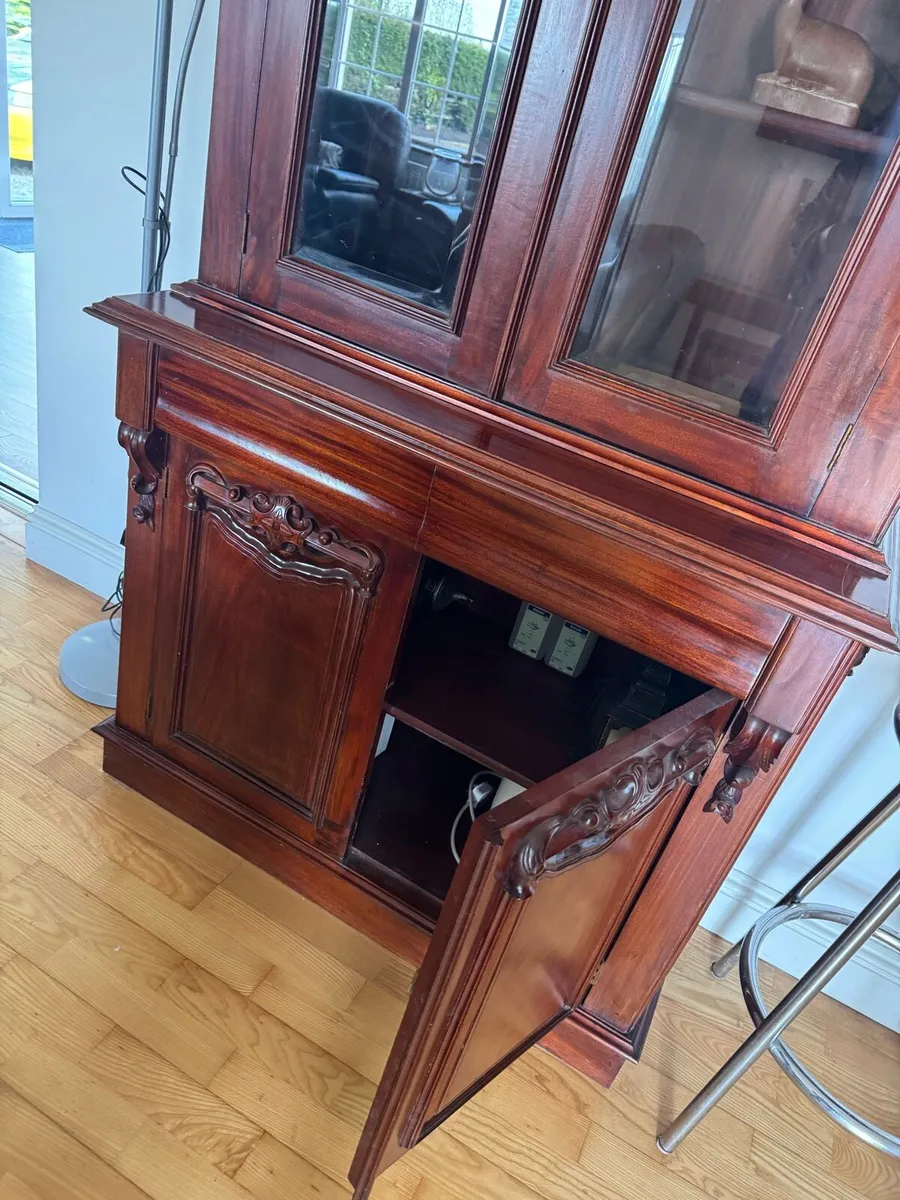 Mahogany antique dresser - Image 4