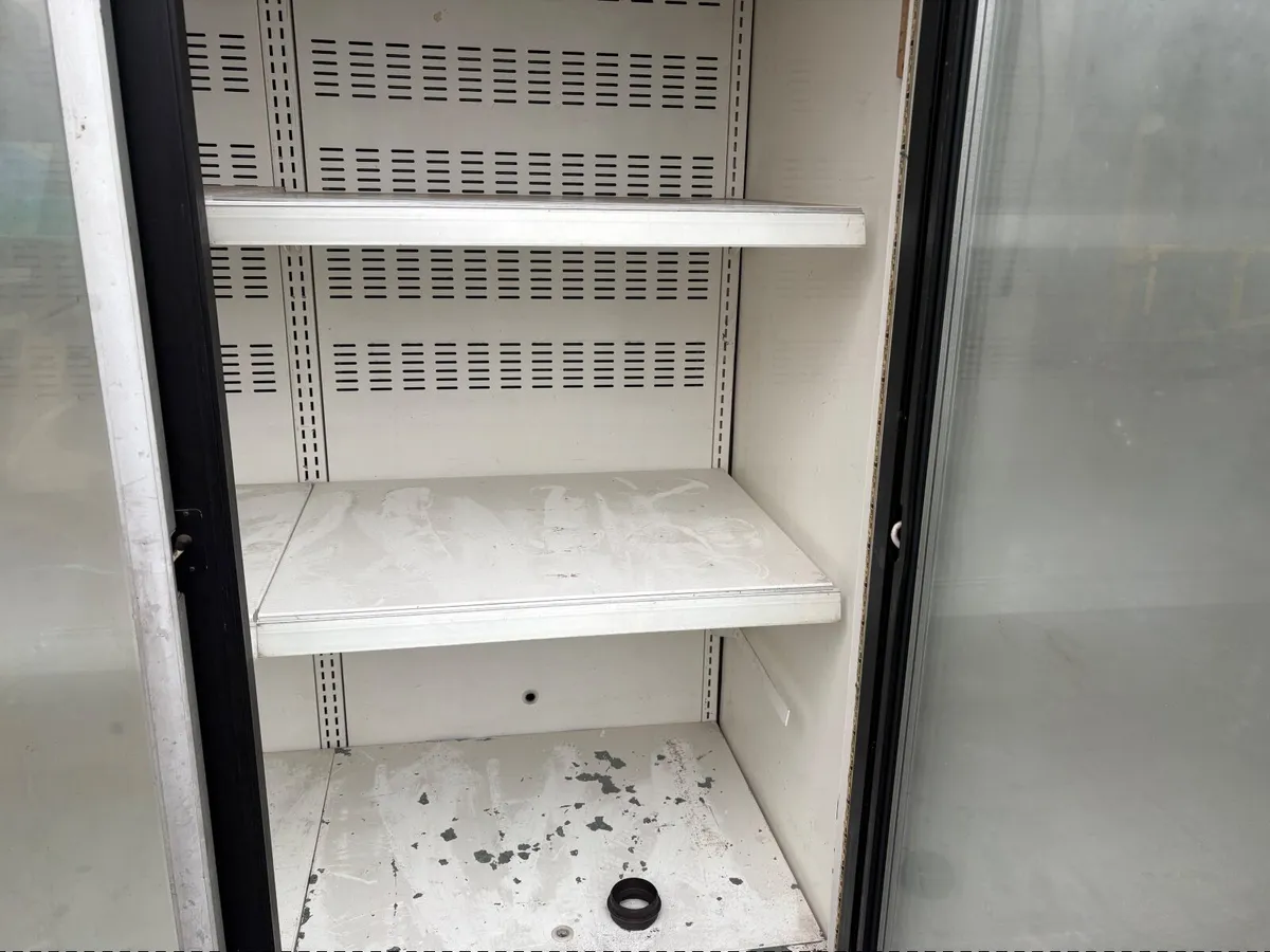 Fridge/Freezer display cabinet - Image 2