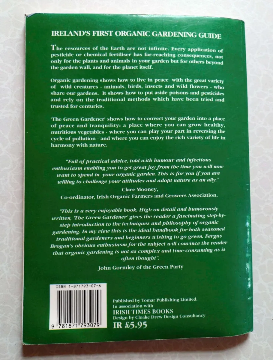 Gardening Books (used). - Image 4