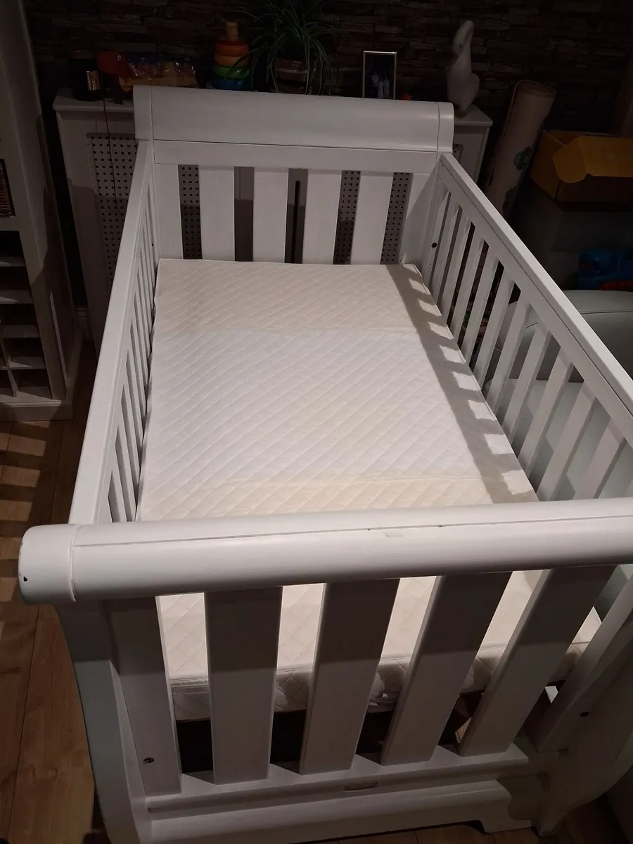 Baby Cot - Image 4