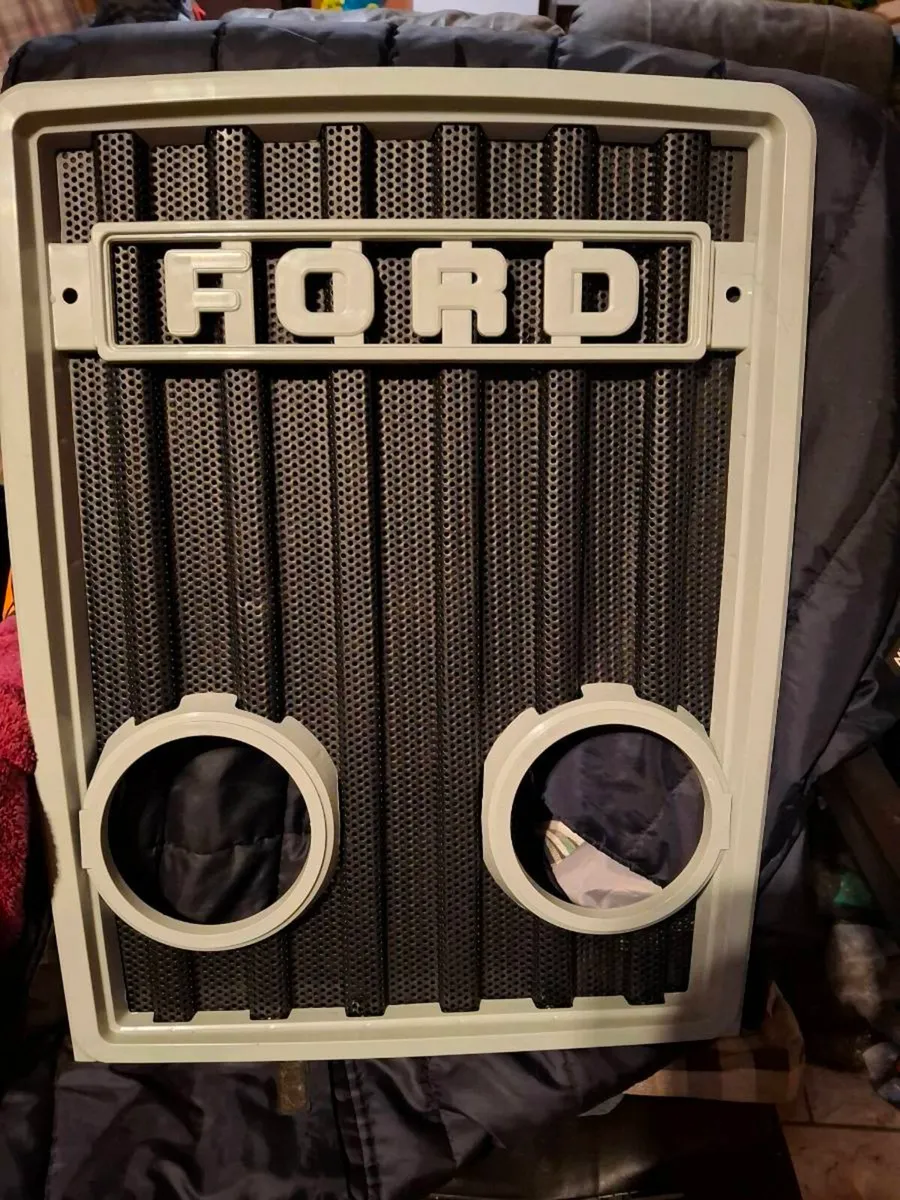 Ford Front Grills - Image 2
